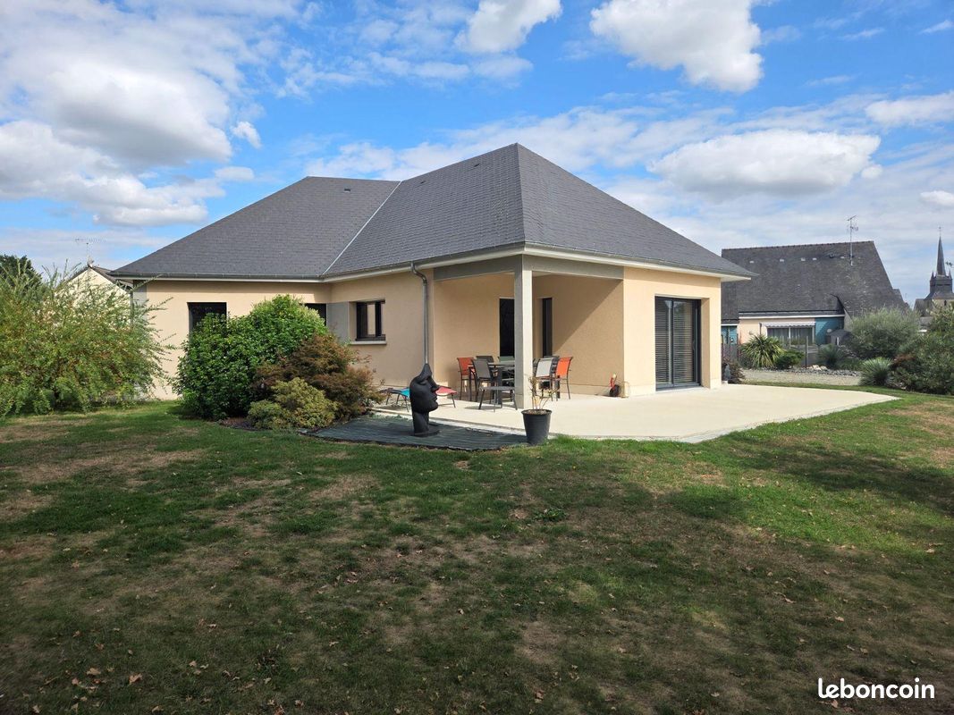 Maison 5 pièces 111 m² · à Marcillé-la-Ville · 111 m² · 260 000 €