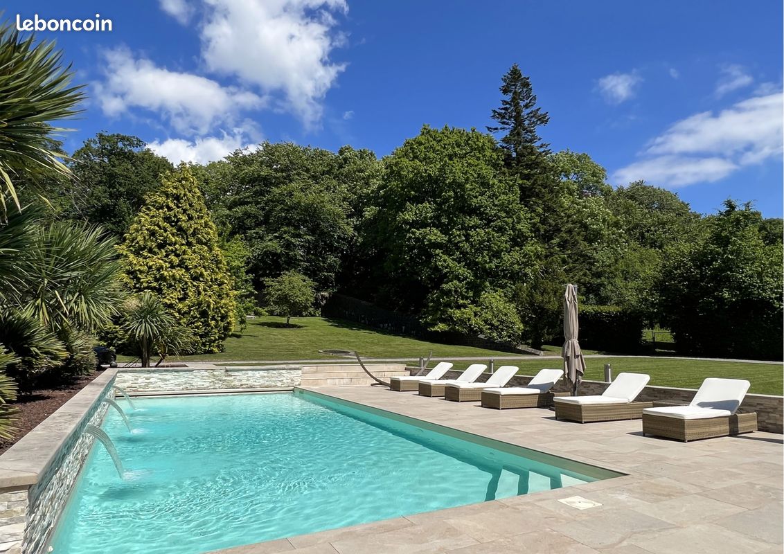 Maison 11 pièces 350 m² · à Wimille · 350 m² · 1 445 000 €