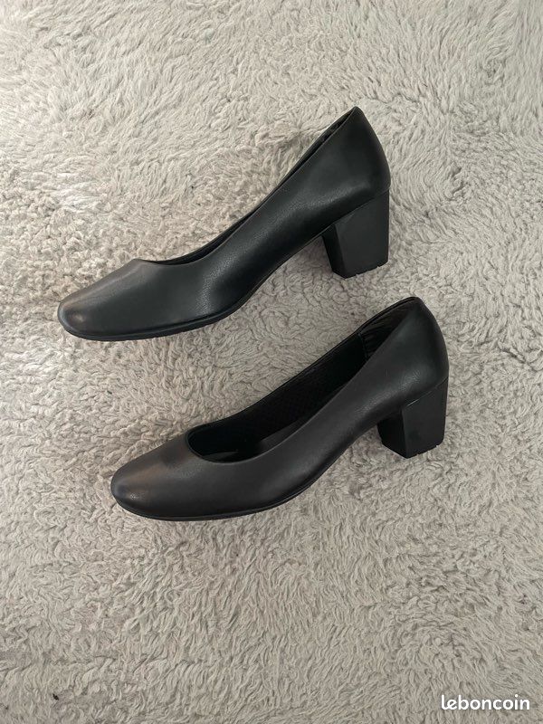 Escarpins de service 5cm Chaussures