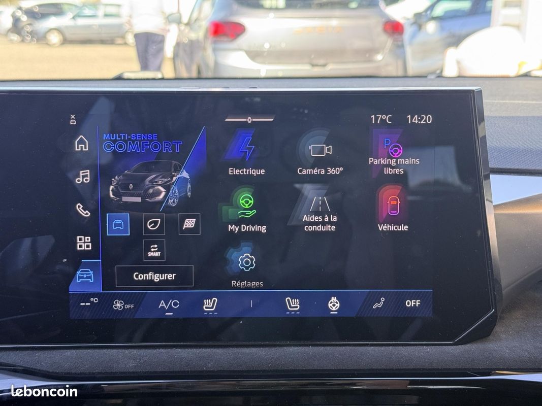 Renault Clio (6) esprit Alpine full hybrid E-Tech 160 ch (image 10)