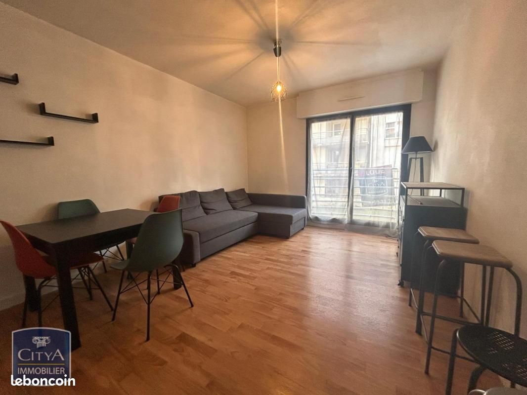 Appartement 2 pièces 40 m² · à Laval · 40 m² · 600 €