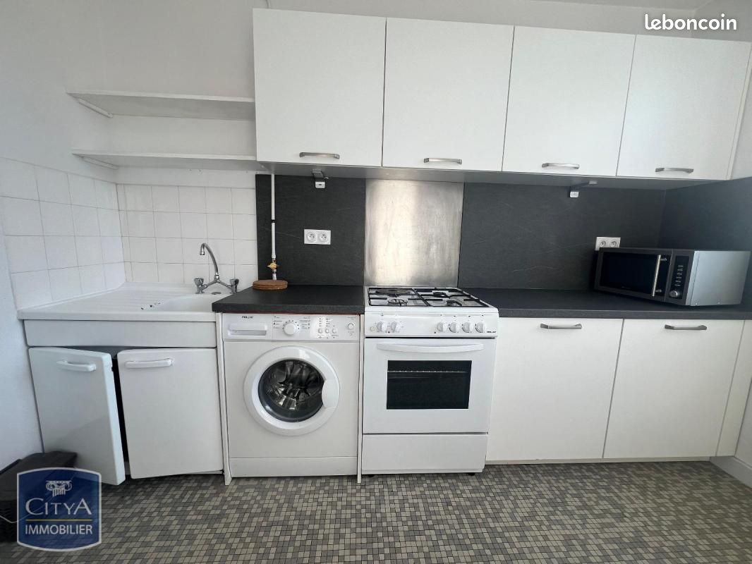 Appartement 2 pièces 42 m² · à Saint-Martin-d'Hères · 42 m² · 616 €/mois