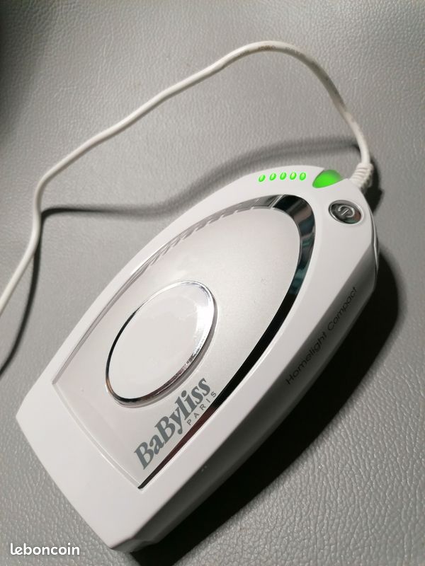 Épilateur à lumière pulsé BaByliss Électroménager