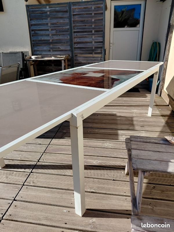 Table aluminium et verre (image 3)