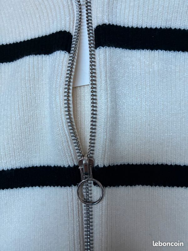 Pull à capuche fille Zara NEUF - Vêtements