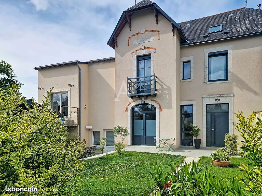 Maison 5 pièces 154 m² · à Briollay · 154 m² · 299 900 €