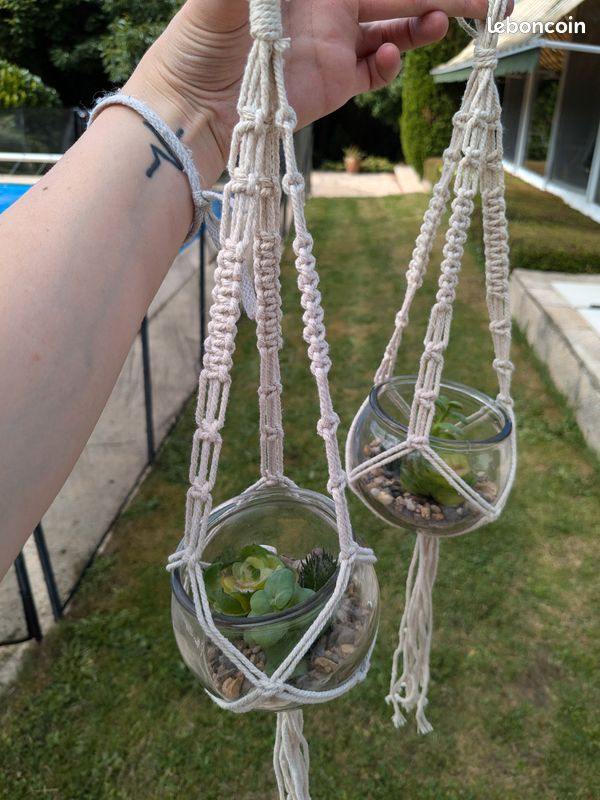 Suspensions fausses plantes (image 3)