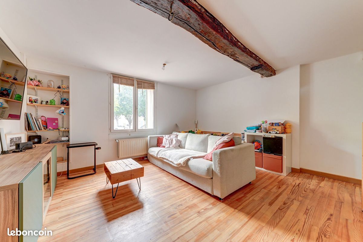 Maison 4 pièces 90 m² · à Saint-Symphorien-d'Ozon · 90 m² · 230 000 €