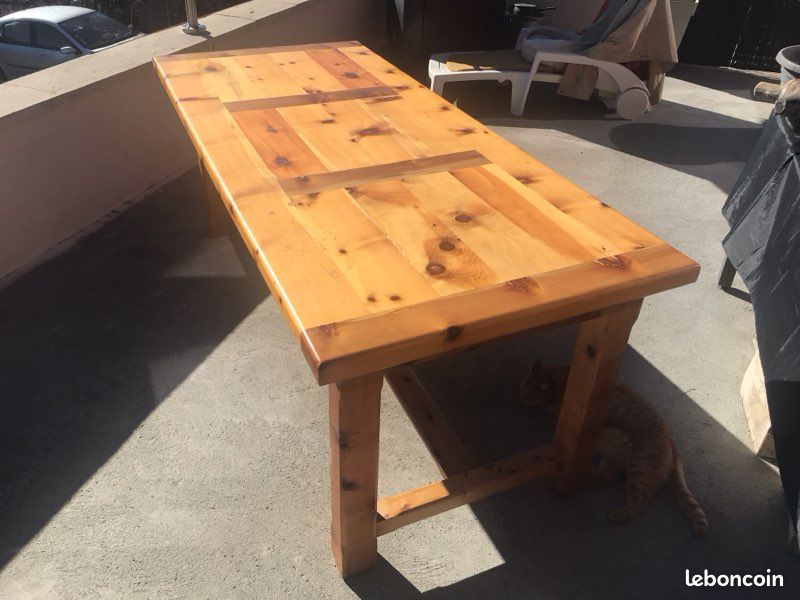 Table de chalet alpin (image 3)