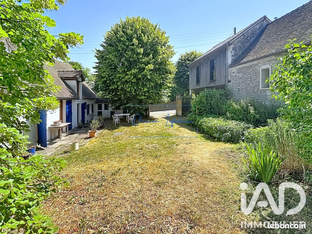Maison 8 pièces 185 m² · à Rosay · 185 m² · 415 000 €