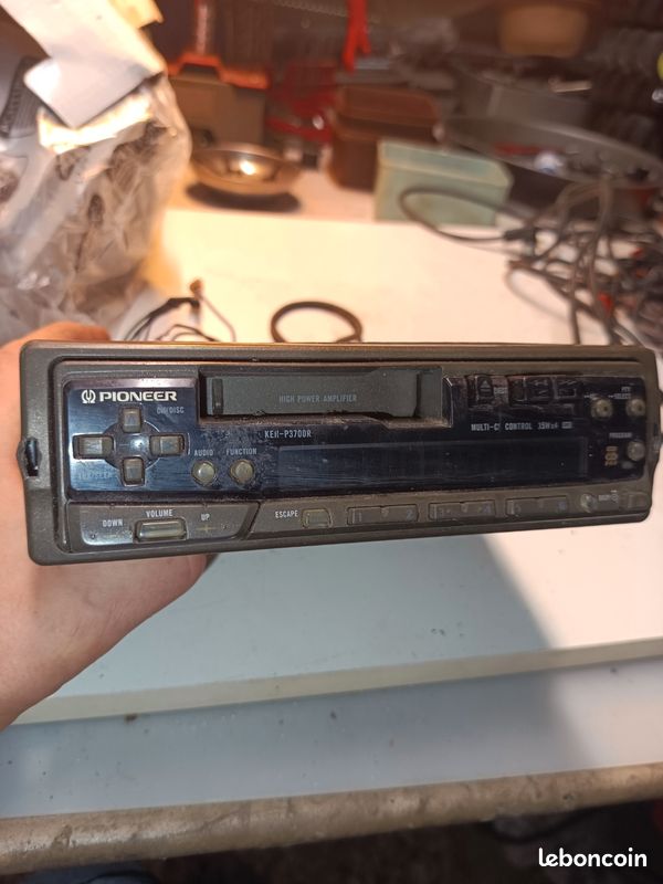 Autoradio Pioneer p3700R (image 1)