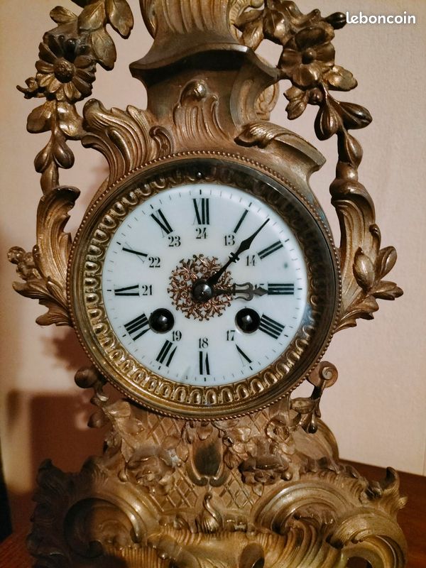 Horloge Pendule En Bronze Jean Le Doux - Mouvement Mécanique à Fil - 18ème Siècle