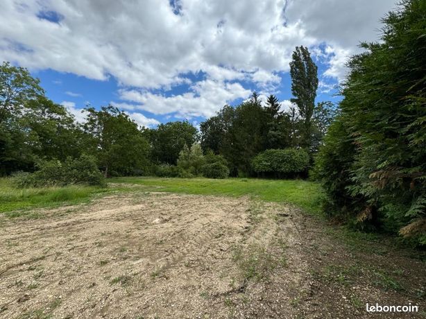 Terrain 2 232 m² La Chapelle Saint Luc
