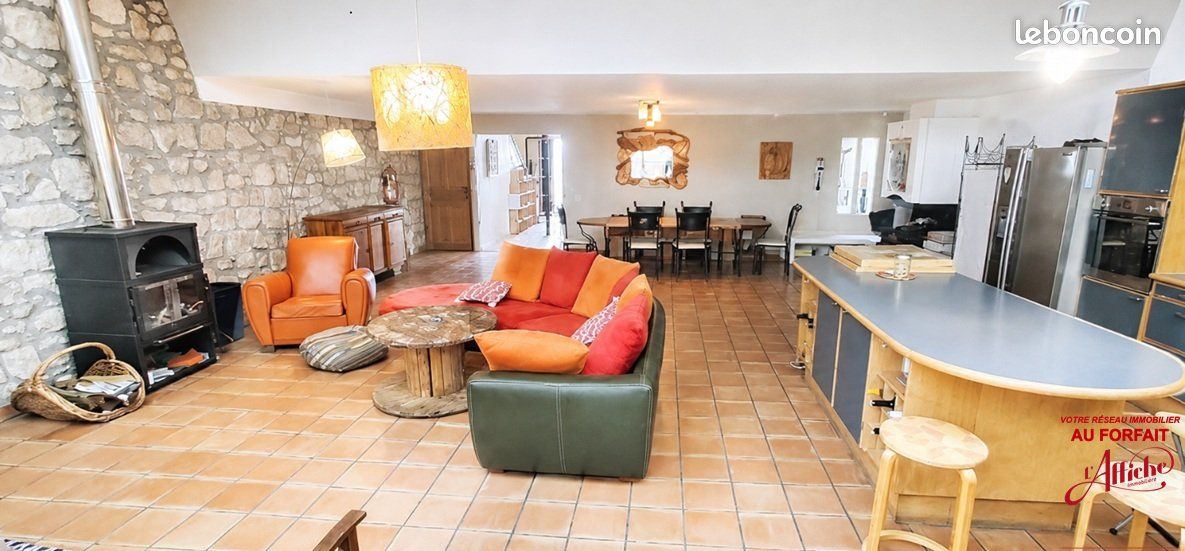 Maison 5 pièces 165 m² · à Roquefort-des-Corbières · 165 m² · 360 000 €