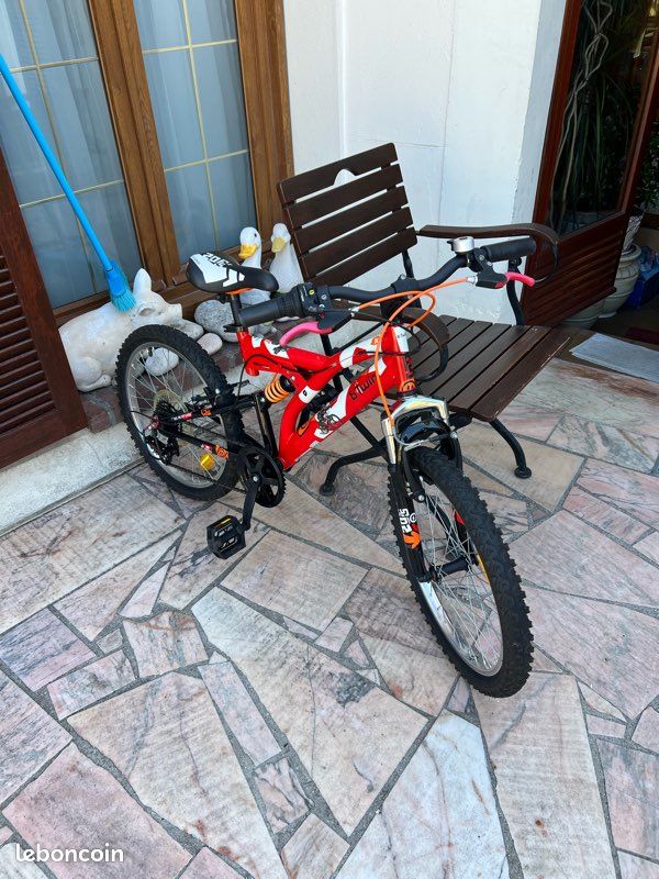 Vélo VTT 20 pouces décathlon tout suspendu Vélos