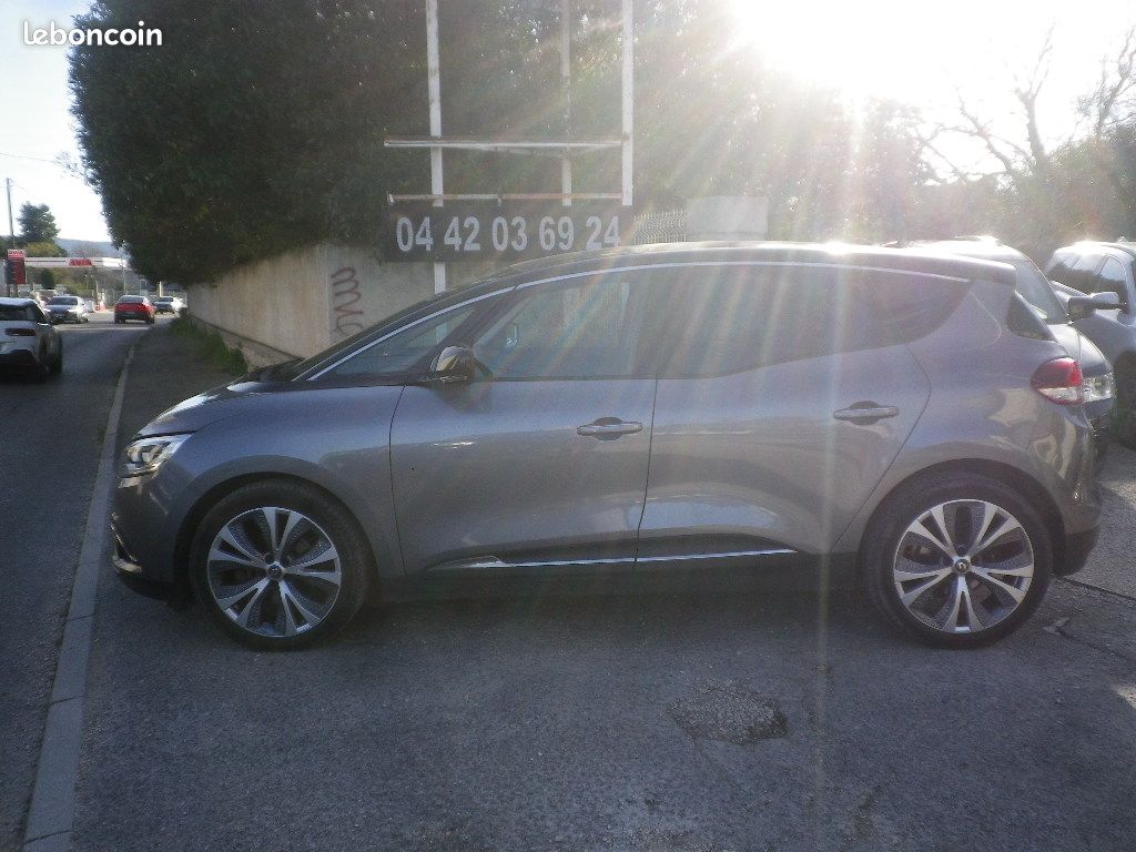Renault Grand Scenic TCe 140 FAP Intens (image 2)