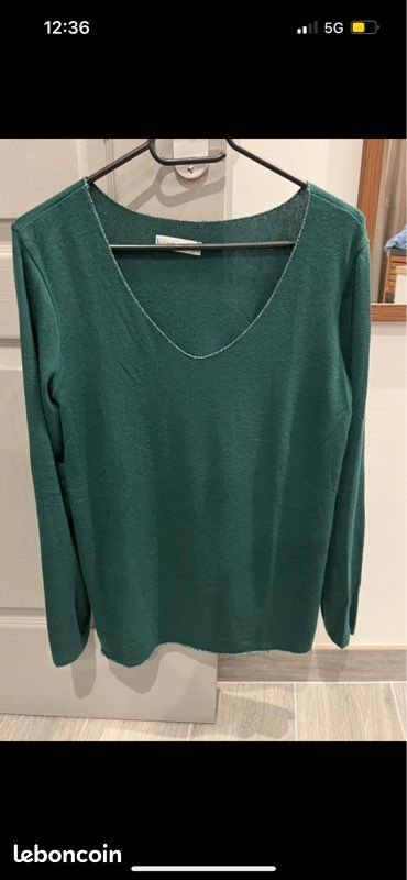 Pull col V vert sapin Vêtements