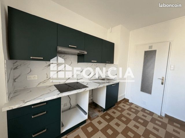Appartement 4 pièces 88 m² · à Grenoble · 88 m² · 875 €