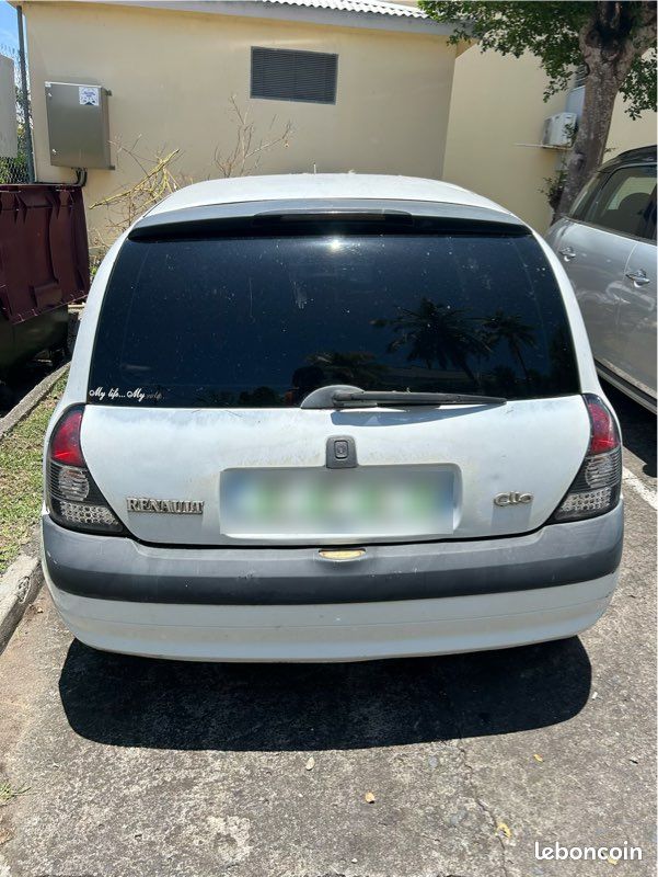 Clio 2 (image 1)