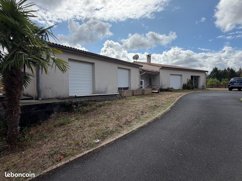 Maison 8 pièces 160 m² · à Chevanceaux · 160 m² · 220 000 €