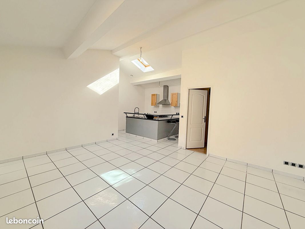 Appartement 3 pièces 69 m² · à Saint-André-de-Cubzac · 69 m² · 700 €/mois