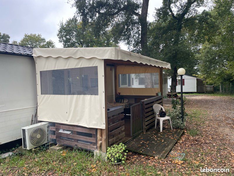 Pergola pour terrasse de mobil home bache toit en pvc (image 1)