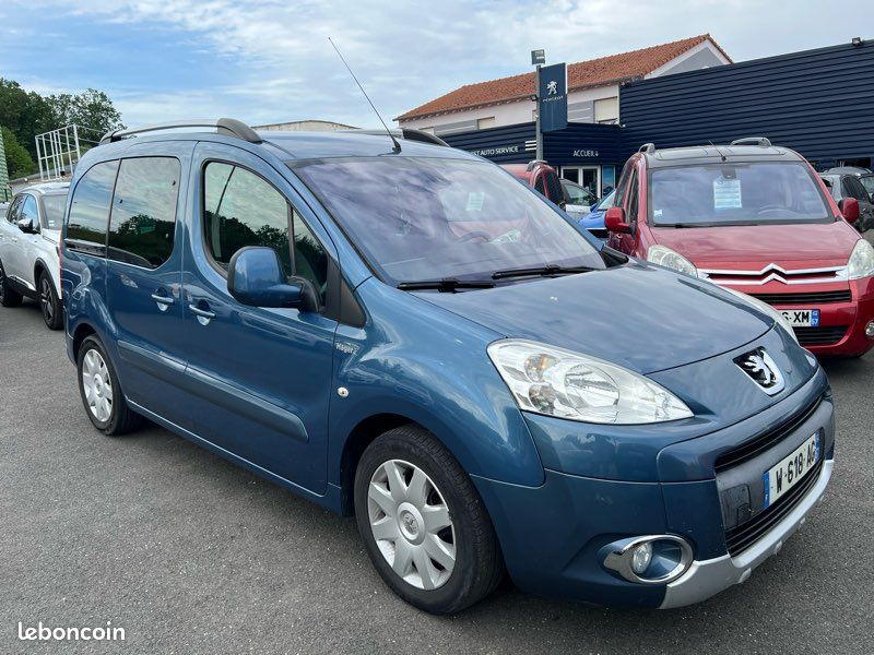 PEUGEOT PARTNER TEPEE FAMILIALE 1.6 HDI 110ch (image 1)