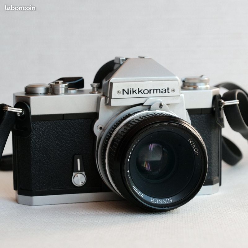Appareil Photo Nikon RF - Modèle RF2 Compact 35mm - Objectif Fixe - Noir - Bon état