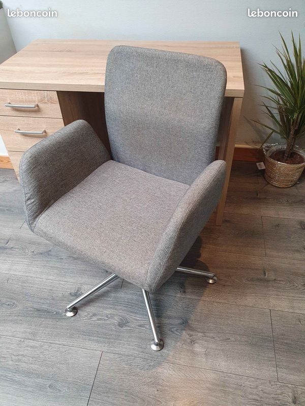 Bureau et chaise de bureau (image 7)