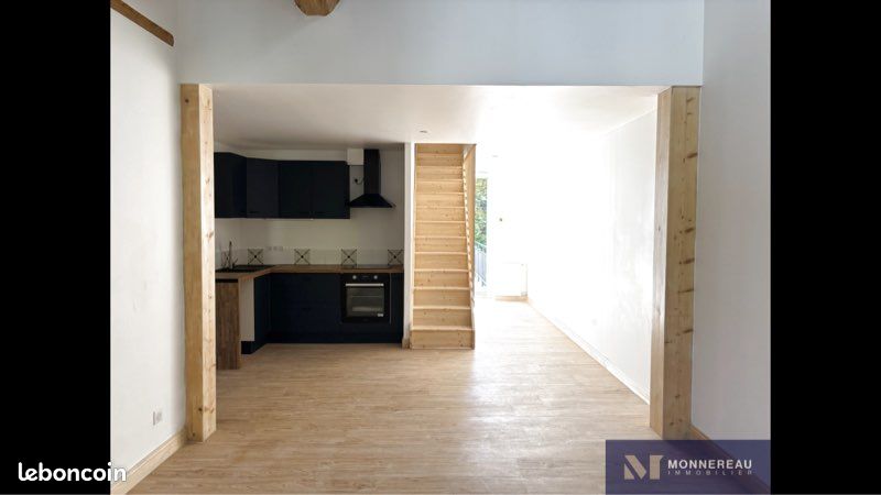 Appartement 3 pièces 70 m² · à Barbezieux-Saint-Hilaire · 70 m² · 650 €