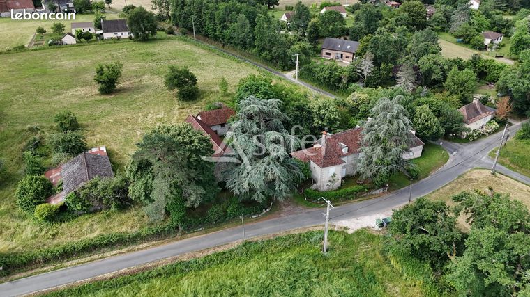 Maison 10 pièces 235 m²