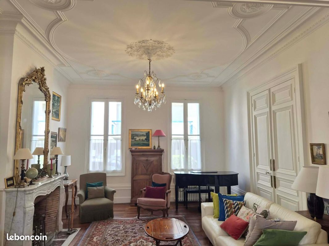 Maison 7 pièces 185 m² · à Châtellerault · 185 m² · 395 000 €