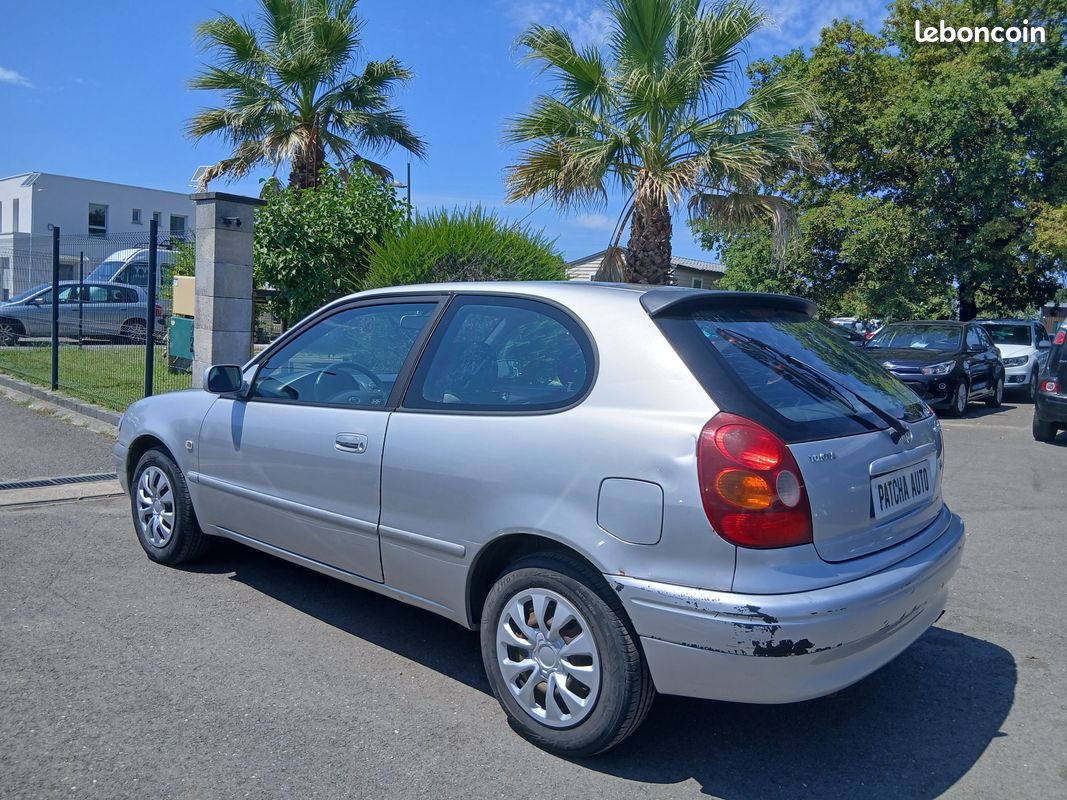 Toyota corolla 1.4l 97ch terra 3p (image 2)