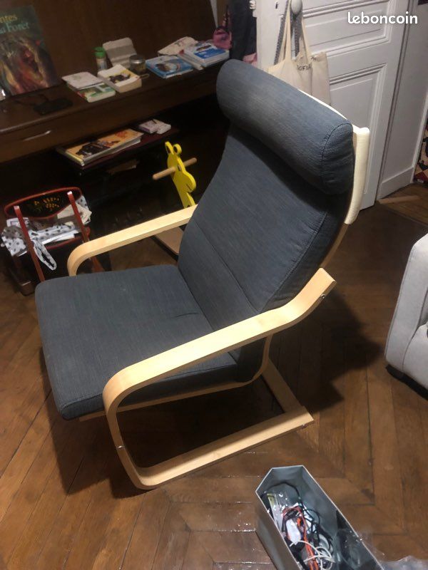 Fauteuil IKEA (image 1)