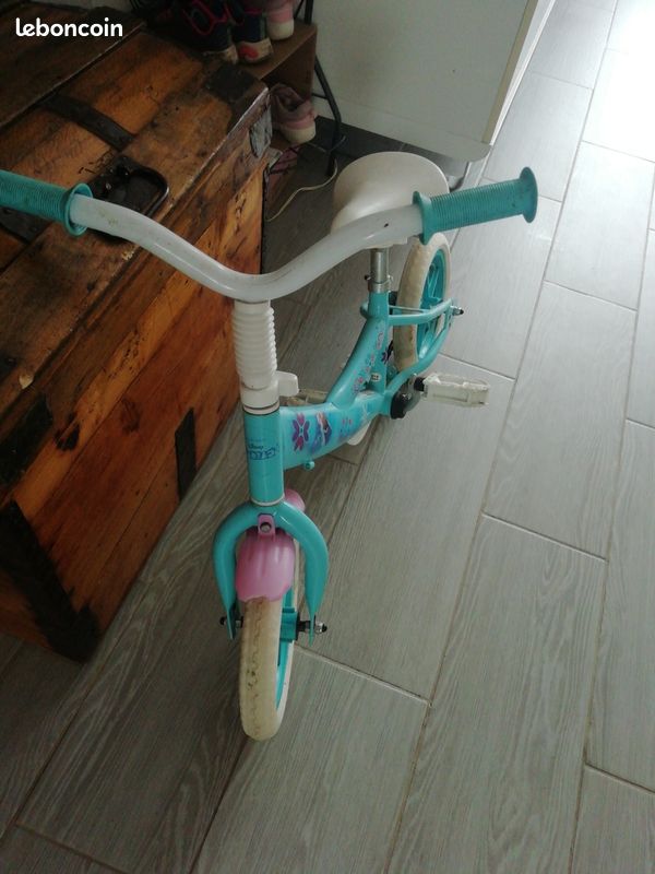 Vélo reine des neiges (image 6)