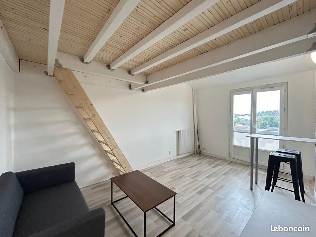 Appartement 2 pièces 25 m² · à Creil · 25 m² · 730 €/mois