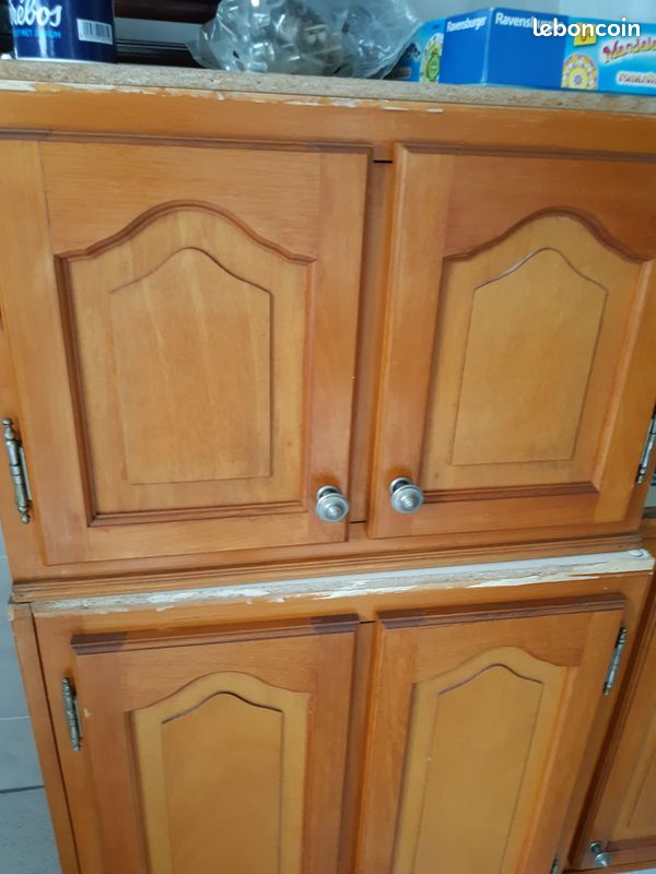 Meubles en bois verni (image 1)