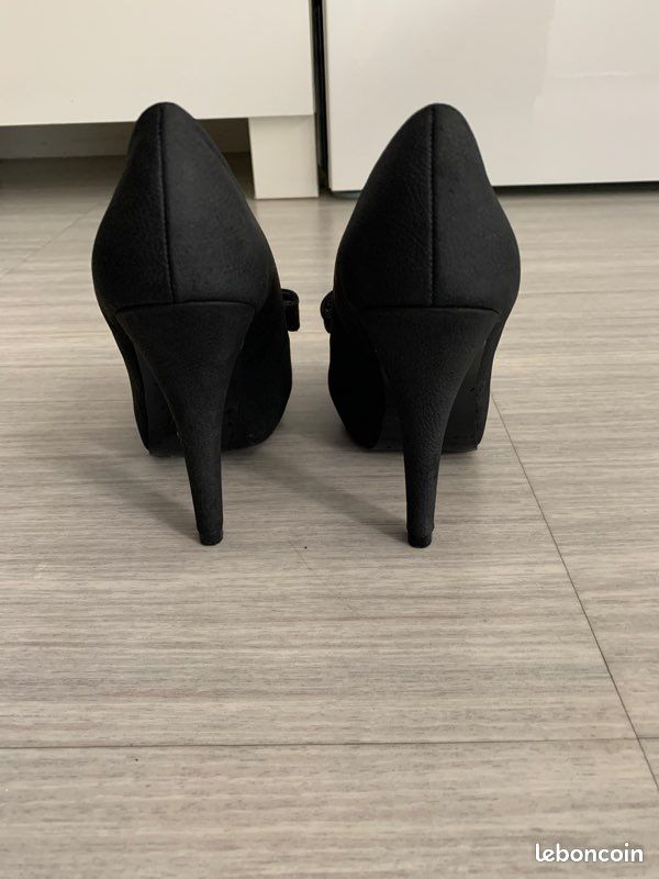 Escarpins noirs (image 4)