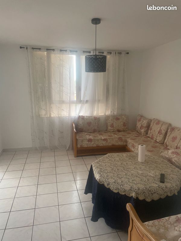 Appartement 4 pièces 64 m² · à Fréjus · 64 m² · 130 000 €