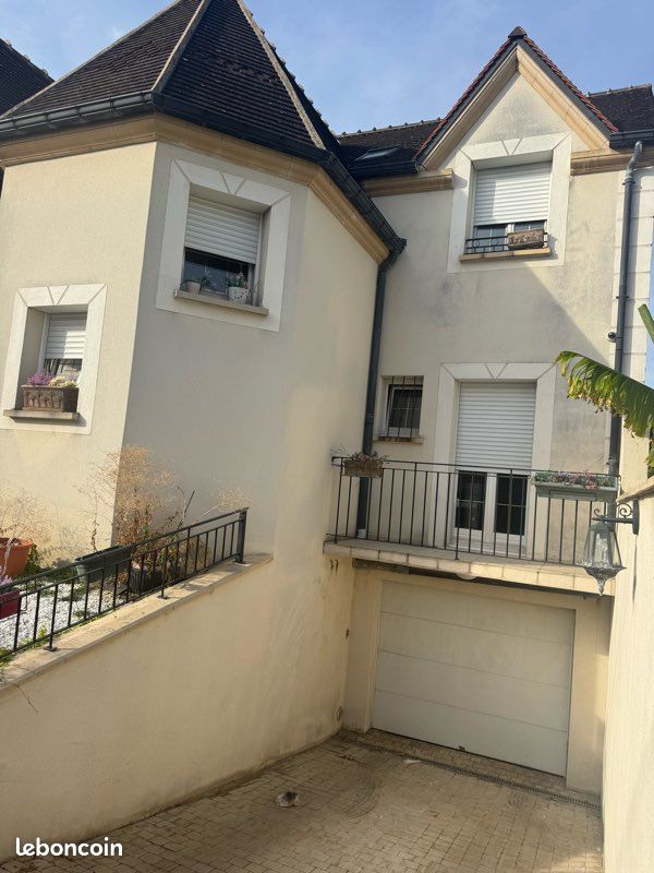 Maison 8 pièces 180 m² · à Mitry-Mory · 180 m² · 640 000 €