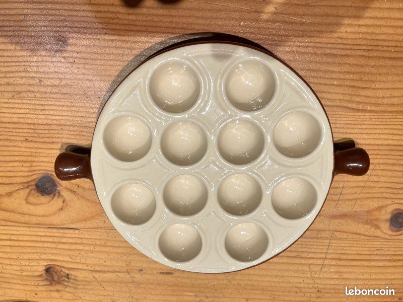 Emile Henry lot de 4 plats poêlon à escargots 12 trous en