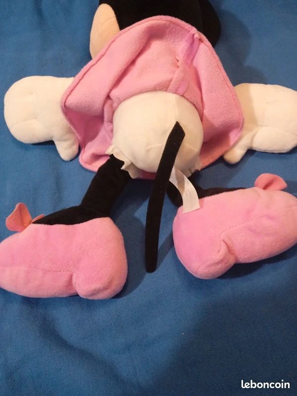 Peluche Minnie Disney grand modèle 35 cm (image 14)