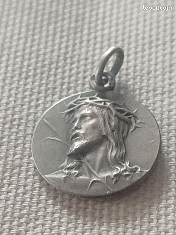 Médaille ancienne tête du Christ Jérusalem Collection