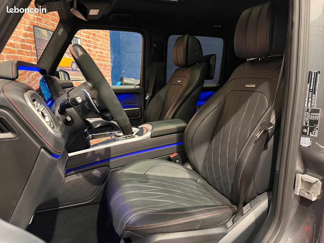 Mercedes benz classe g63 4.0 585 v8 4-matic + amg suivi mercedes - volant carbone - caméra 360° - toit ouvrant - ecran arriere mbux - carplay - pack interieur manufaktur - attelage - immat france (image 4)