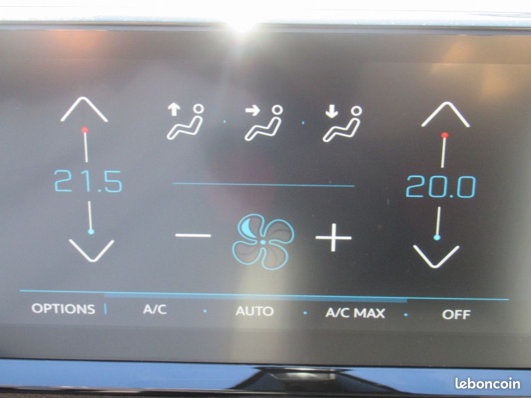 Peugeot 3008 (2) 1.6 HYBRID 225 E-EAT8 Allure Pack (image 19)