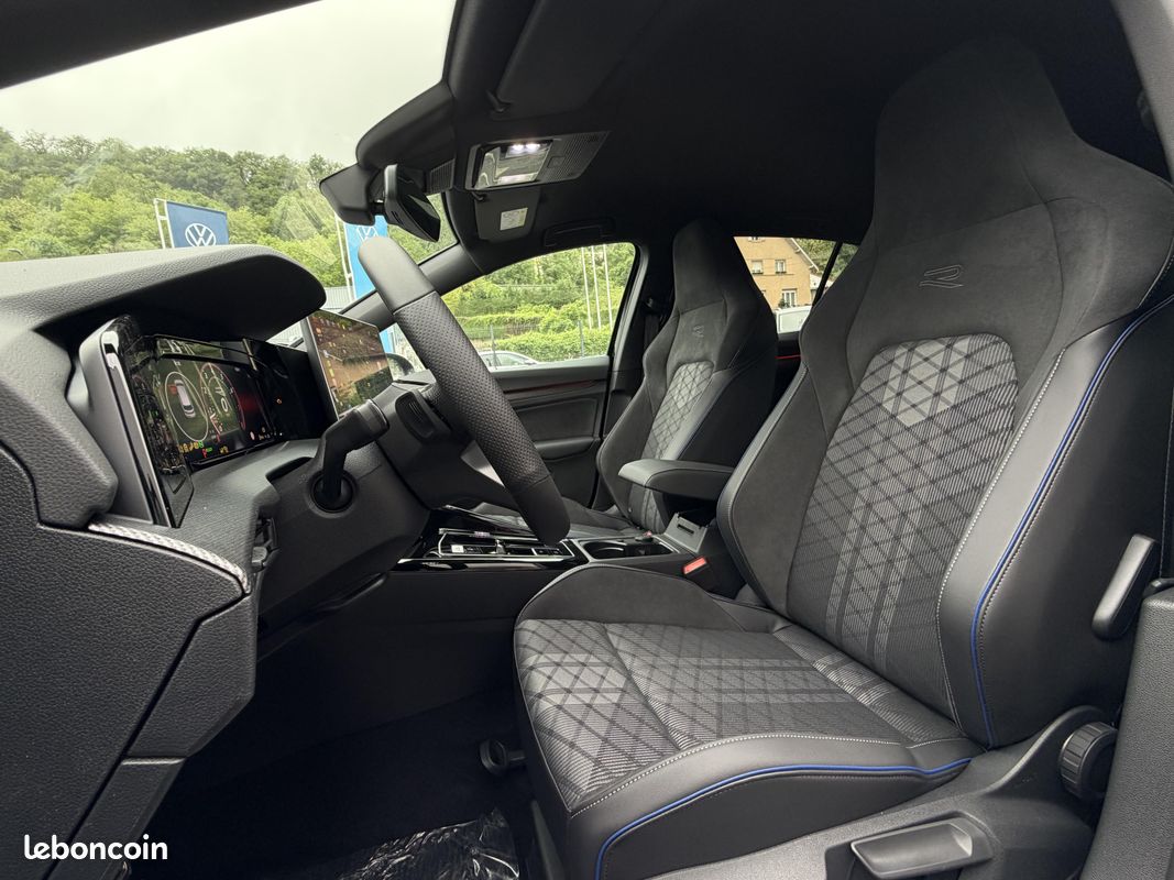 VOLKSWAGEN Golf 1.5 eTSI EVO2 150 DSG7 R-Line Edition (image 6)