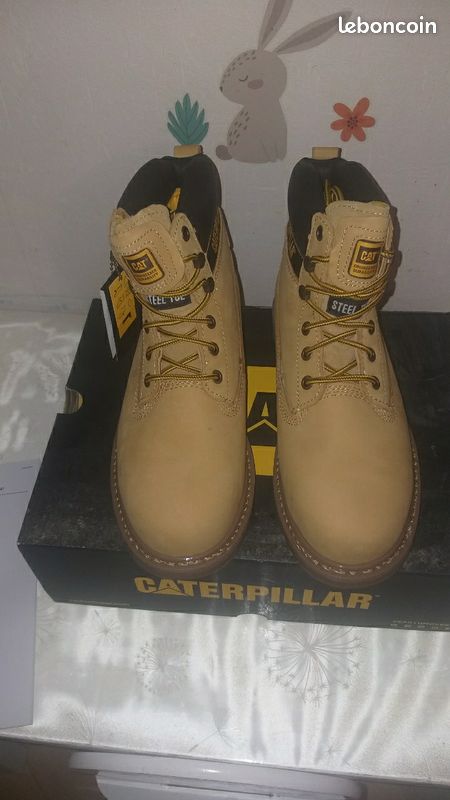 Chaussures Caterpillar taille 43 (image 4)