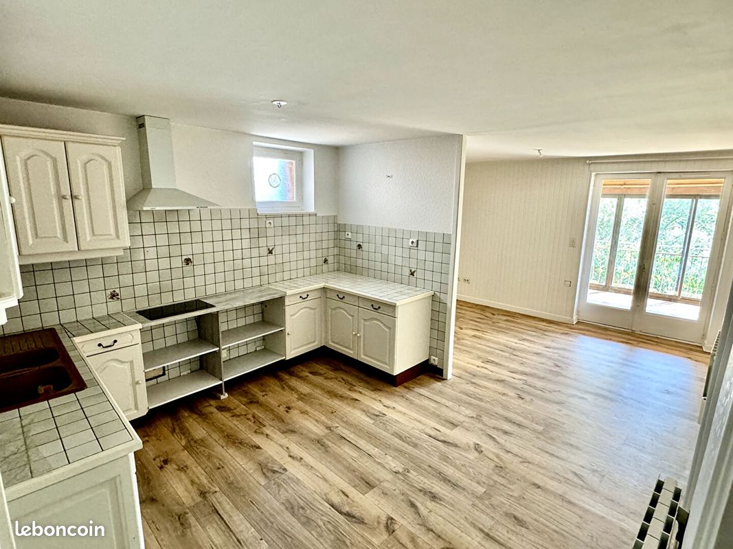 Appartement 2 pièces 45 m² · à Pont-du-Château · 45 m² · 450 €/mois