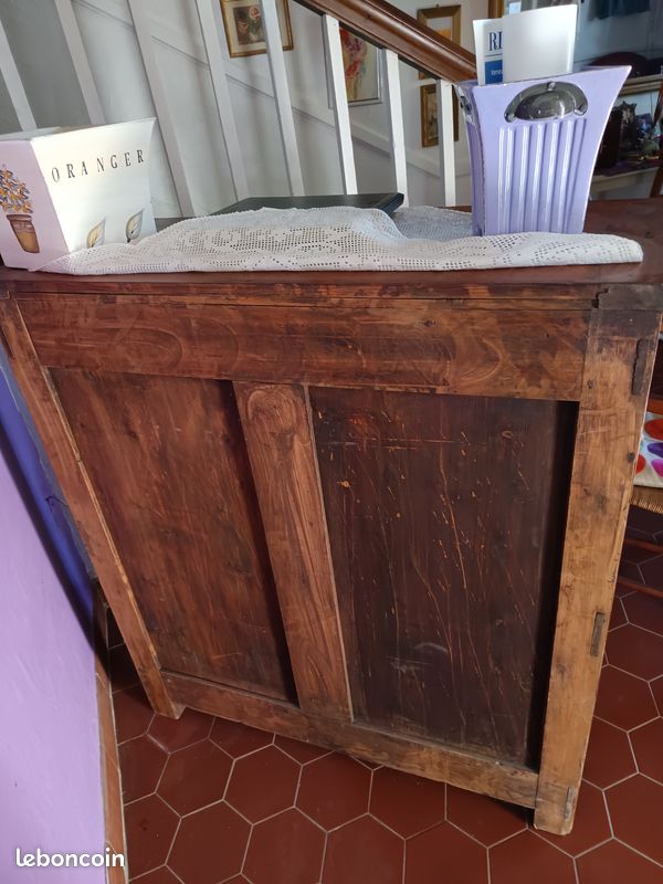 Meuble bar en bois massif (image 5)
