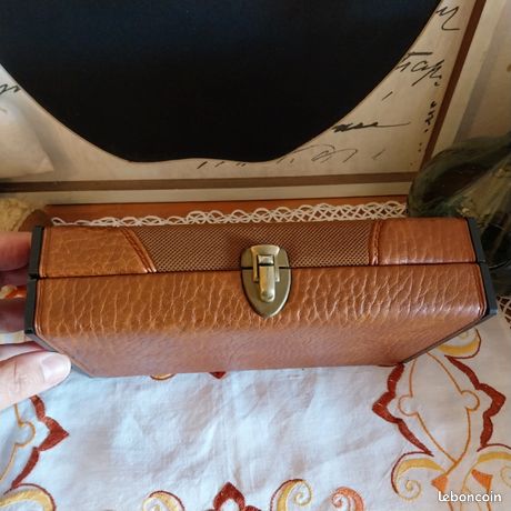 Trousse De Toilette Vintage Garnie - Nogent - Occasion Rétro